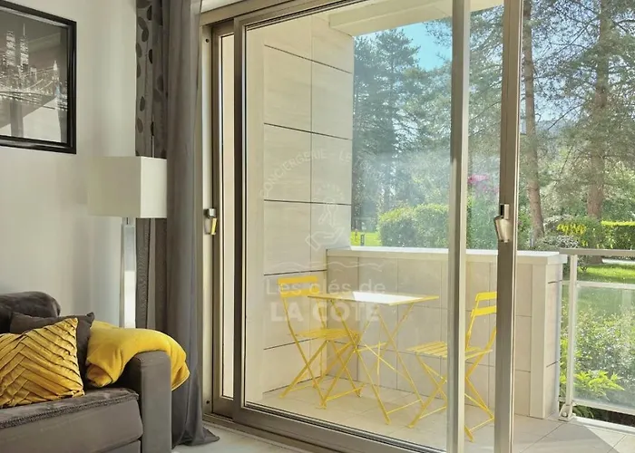 Le Petit Hermitage *